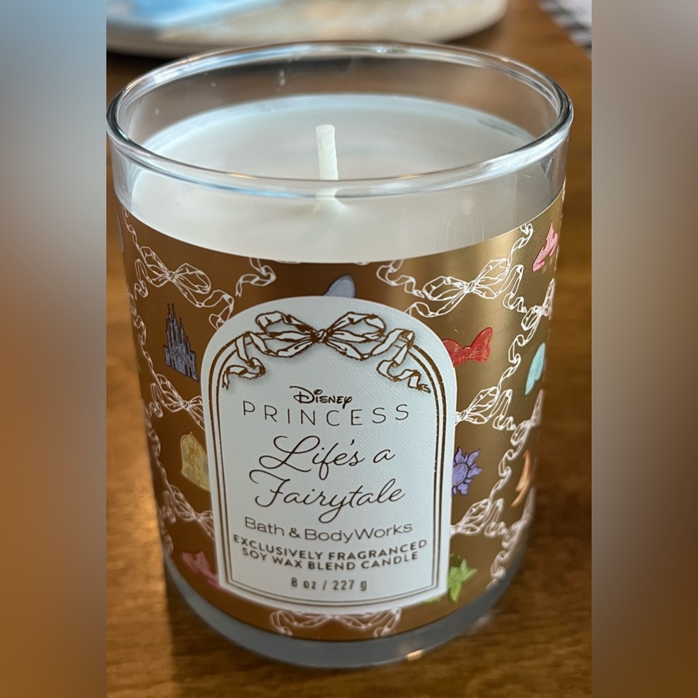 Disney Princess Life’s A Fairytale Bath $ Body Works Limited Edition NEW - Picture 2 of 3